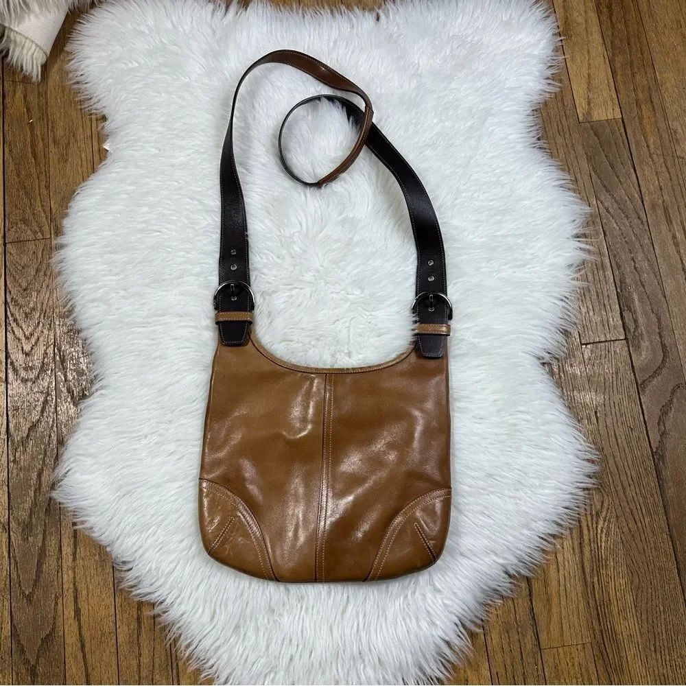 Coach vtg Brown Leather Shoulder Bag - Picture 2 of 9